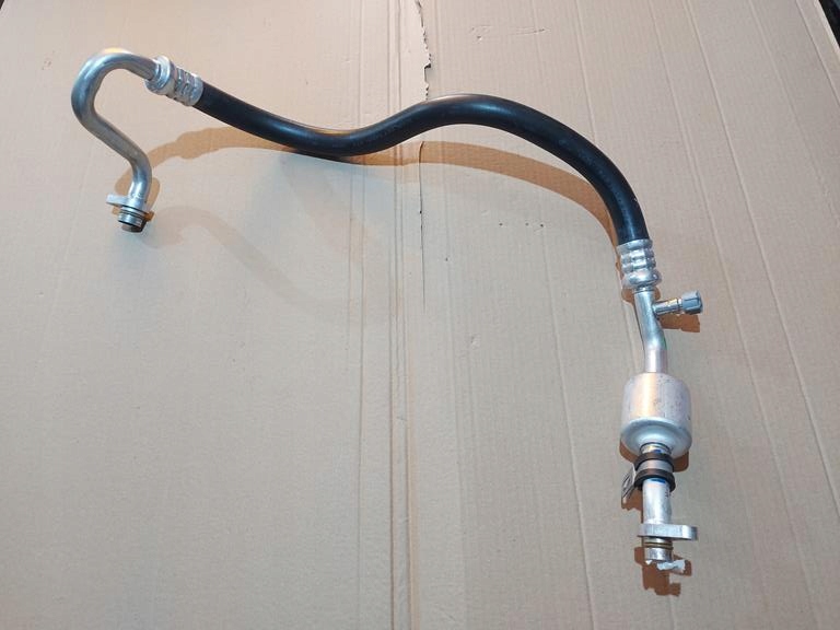 фото №1, Шланг кондиционера sandero iii 1.0tce 21r nr.2