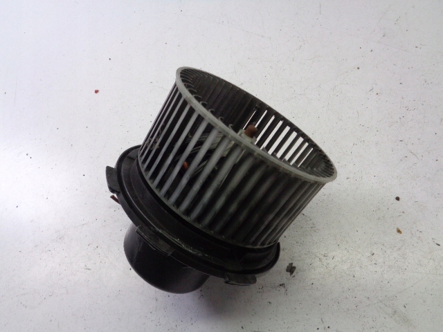 Купить Воздуходувка обдув mercedes sprinter w906