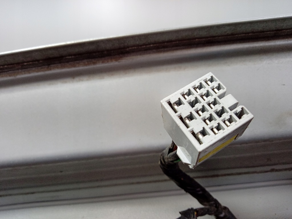 фото №8, Kia carnival ii vq крышка багажника багажника задняя задняя