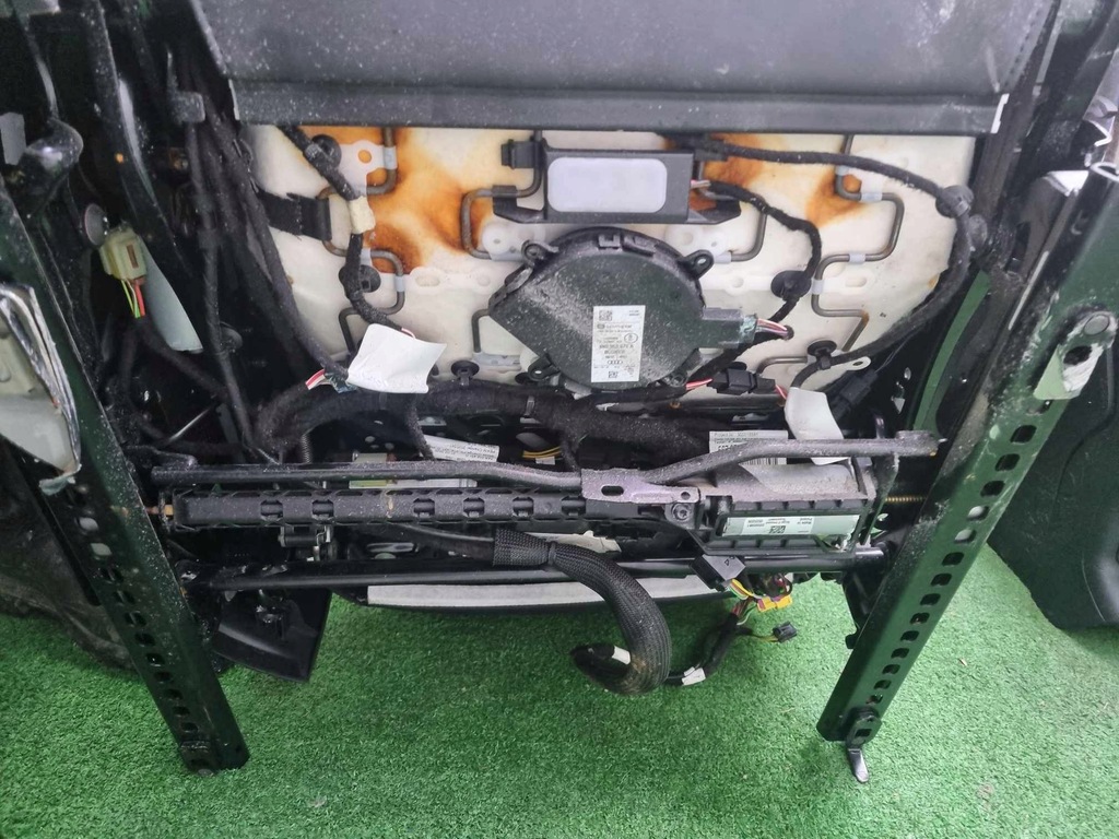 фото №15, Skoda kodiaq lauri&klement середина кожа 7 местная сиденье wentylowanwe 22r