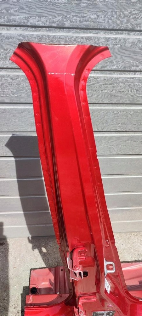 Suzuki swift mk8 стойку правый  zwp Оригинал