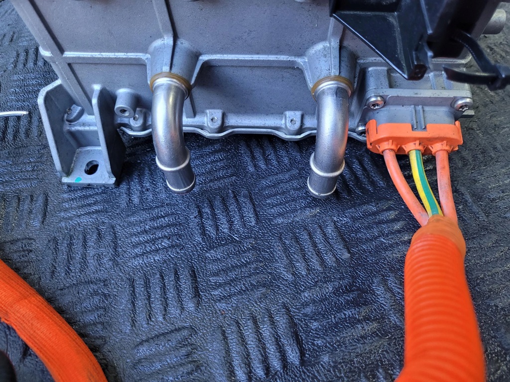 фото №7, Конвертер инвертор зарядное устройство разъём зарядки преобразователь dacia spring