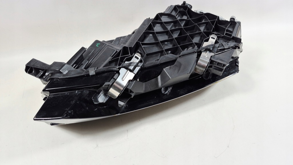 Skoda octavia iv 4 рестайлинг  2024+ фара правая led 5e4941010 Оригинал