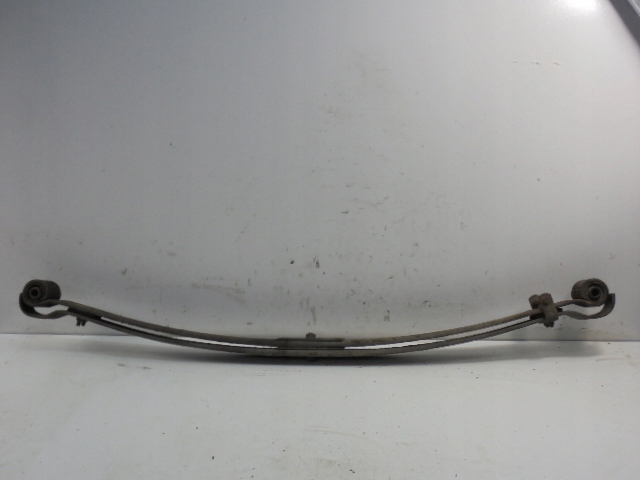 Nissan trade рессора перед передний 2 щетки с Разборки