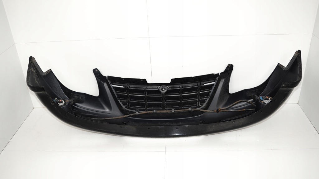 фото №10, Бампер перед передний chrysler voyager iv lift 05-07r омыватель