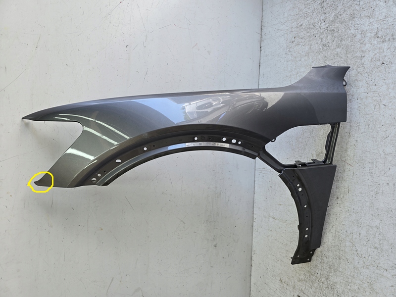 фото №1, Audi e tron крила