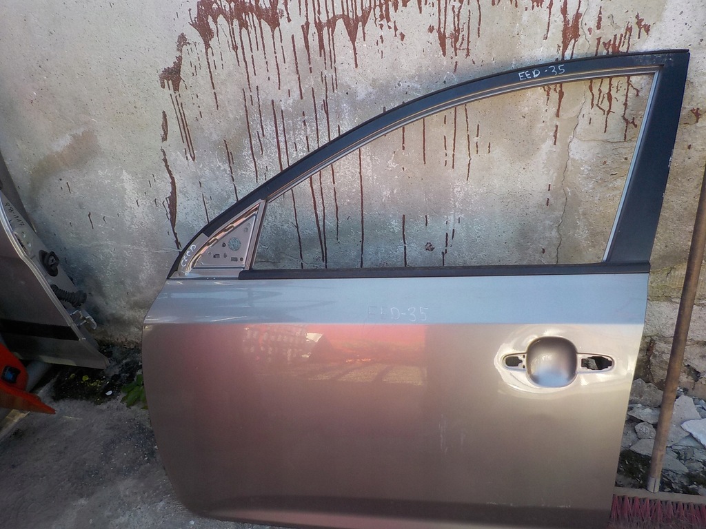 фото №1, Kia ceed дверь левый перед do покраска