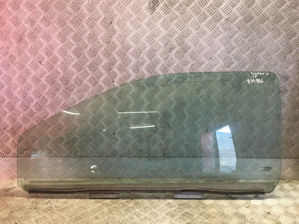 фото №1, Twingo стекло левый перед