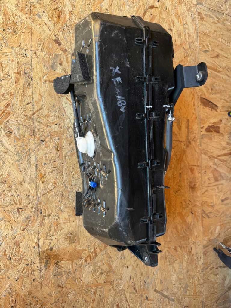 фото №1, Бак adblue jaguar xe