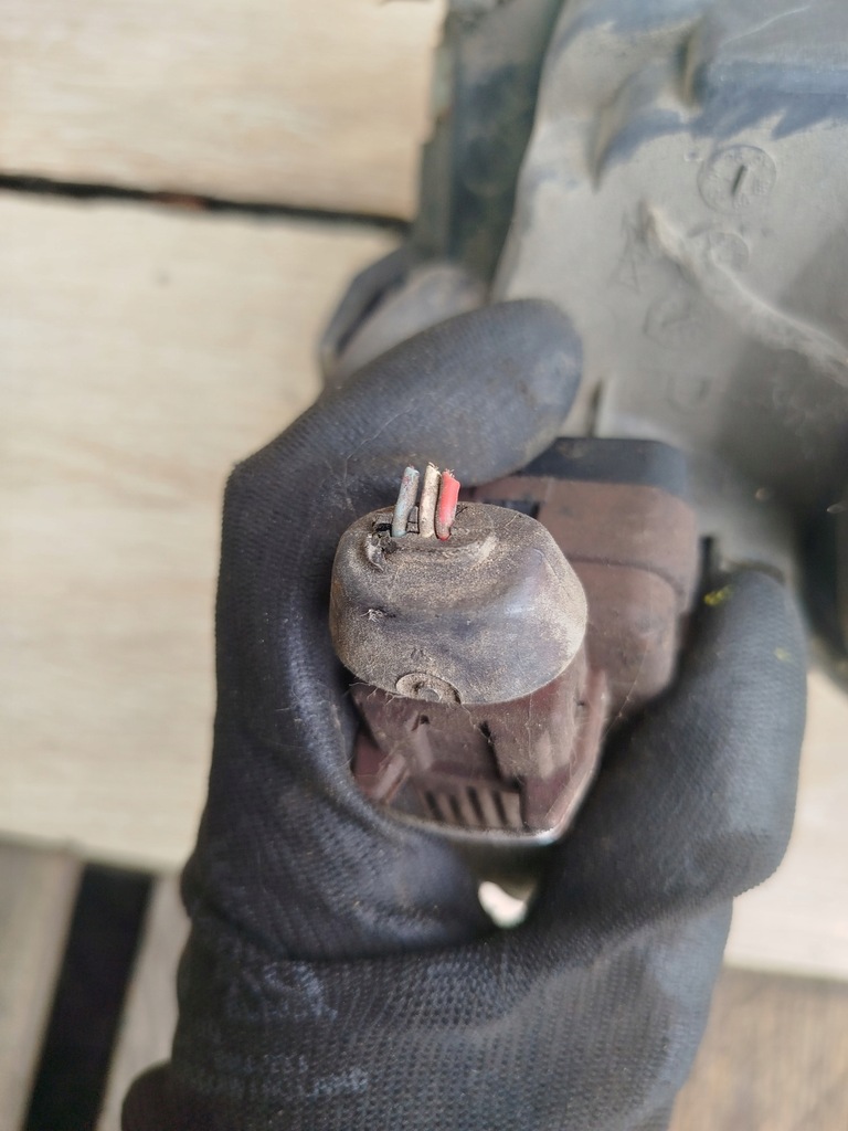 фото №4, Лампа передня права фара peugeot 306