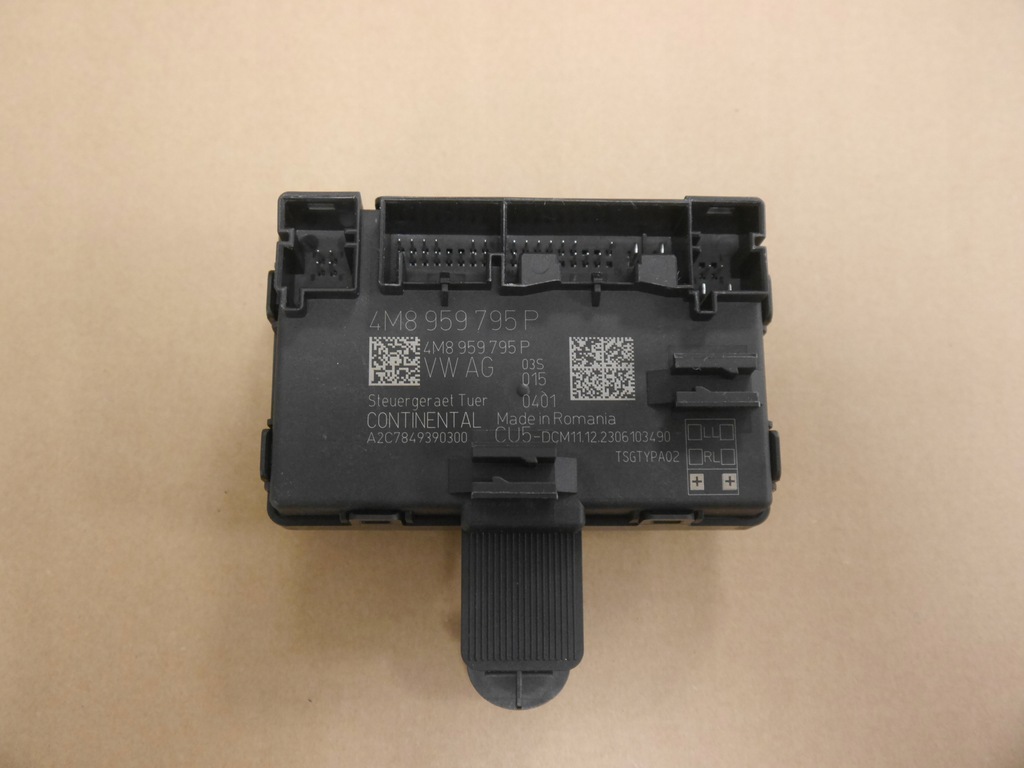фото №1, Audi a4 a5 8w блок керування модуль двері 4m8959795p