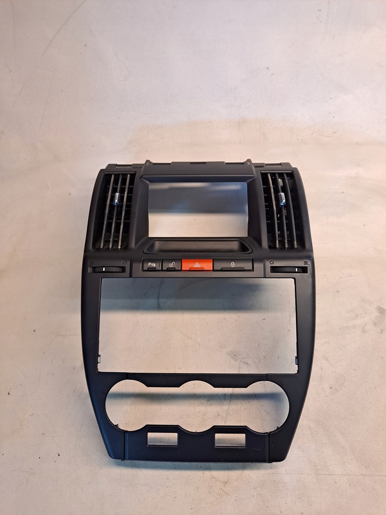 фото №1, Рамка радио консоли воздуховоды land rover freelander ii