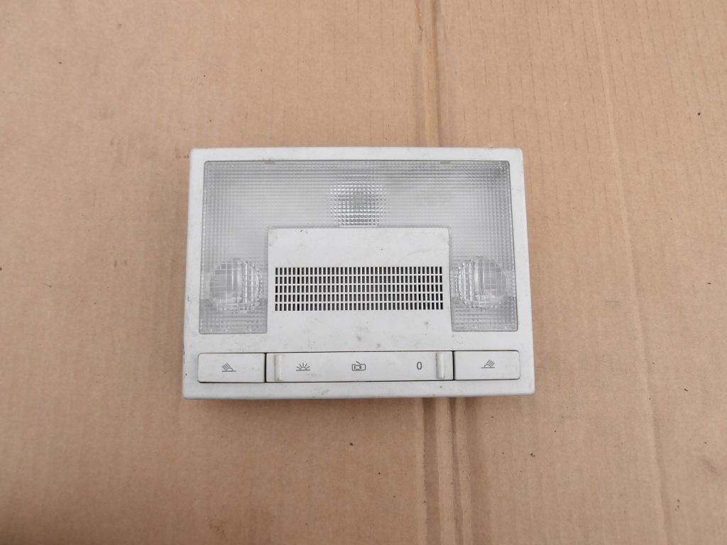 Купить Лампа освещение обшивки потолка vw polo v 6r 5d 09-14 6q0947105h - wawa
