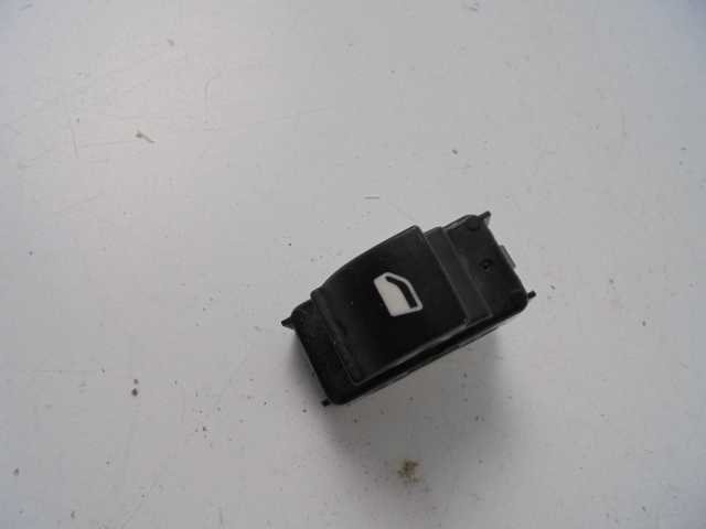 фото №1, Панель скло citroen c3 aircross 17-