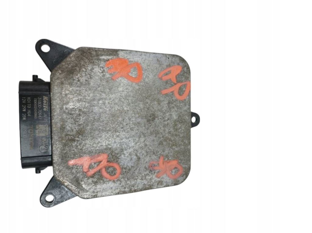 фото №1, Перетворювач ксенон модуль лампи led plug-in 8990747040 toyota prius iv