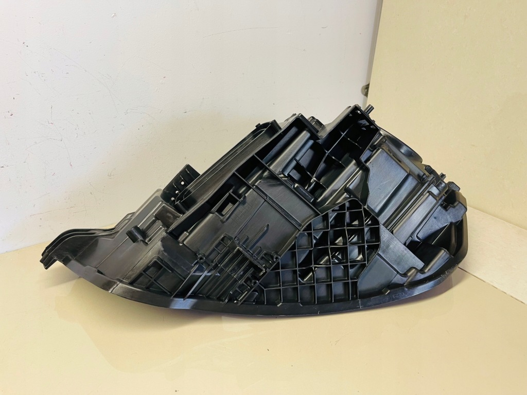 Купить Корпус корпус левая фонари mercedes cla klasa w118