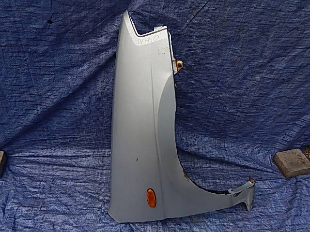 фото №1, Крыло передний правый mazda demio 98-03