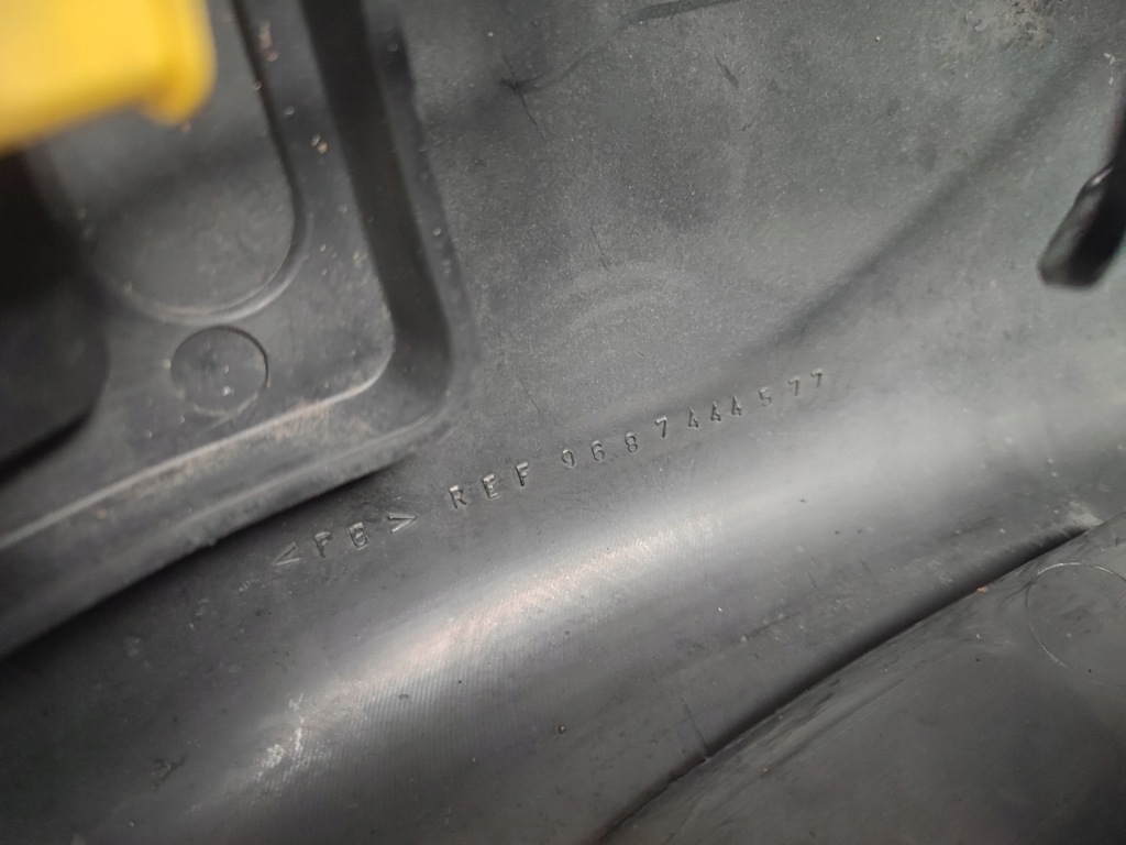 Бампер передній перед peugeot 5008 1 1 протитуманна фара решітка радіатора решітка Київ