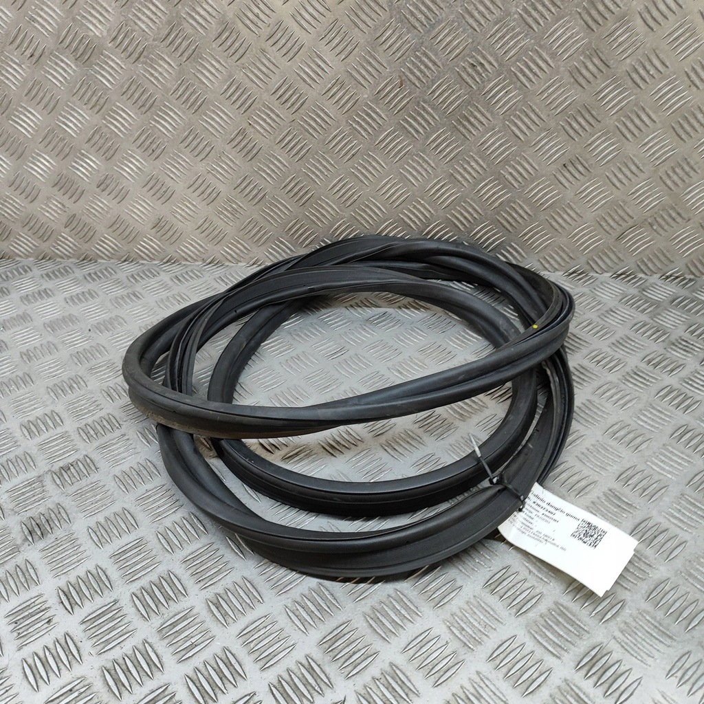 фото №6, Kia niro 2023 резиновый прокладка багажника заднего / na кузов