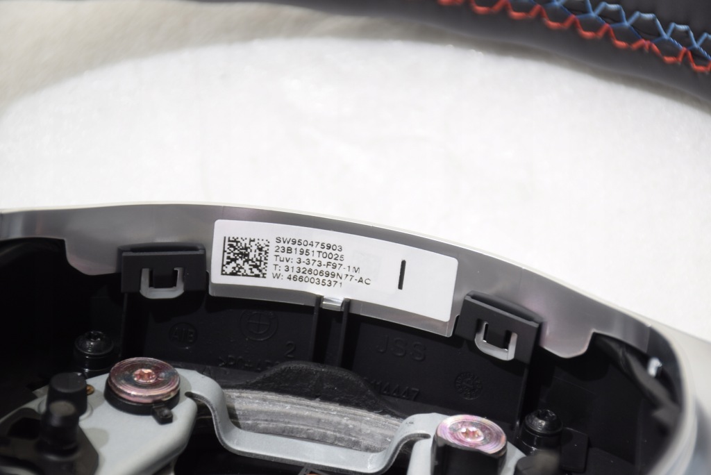 фото №16, Bmw x5 g05 x6 g06 g07 повітропровід m-pakiet вібрації пелюстки перемикання підігрів оригінал