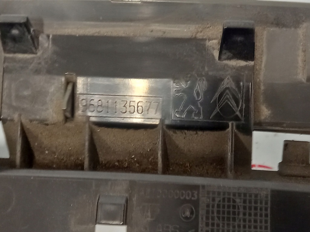 Citroen c5 2 x7 09r ліхтар стоп 9646804580 Недорого