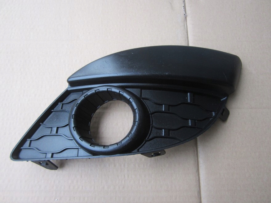 фото №1, Решётка бампера противотуманной фары левая renault twingo ii 07