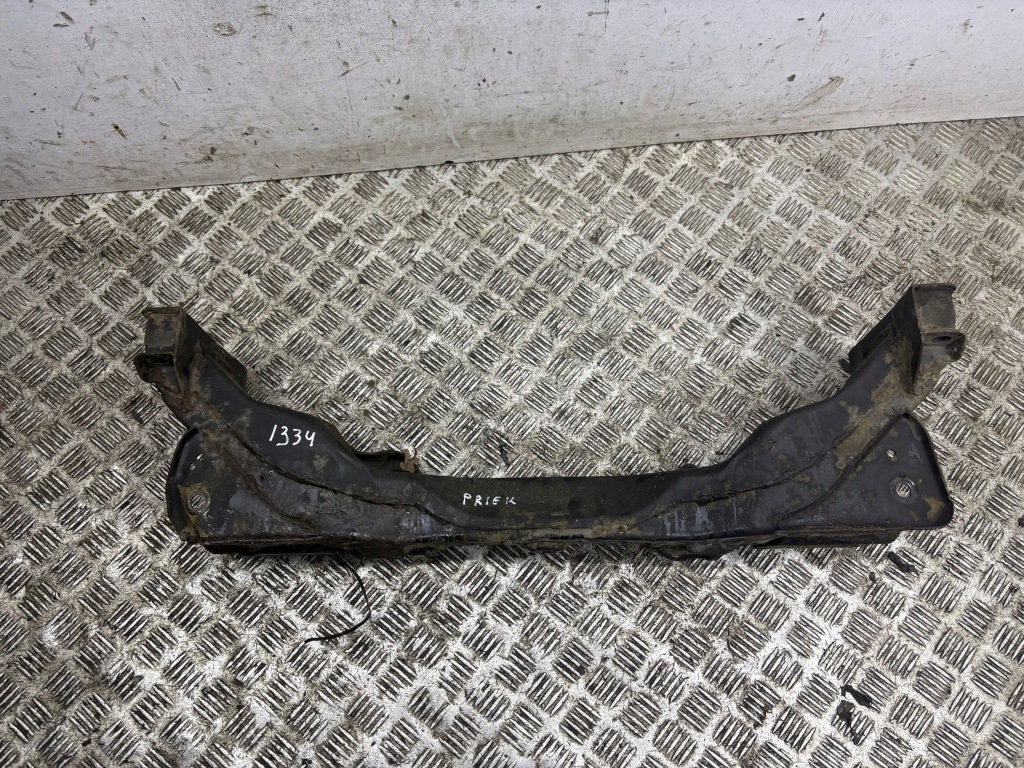 Підрамник передні nissan 350z Київ