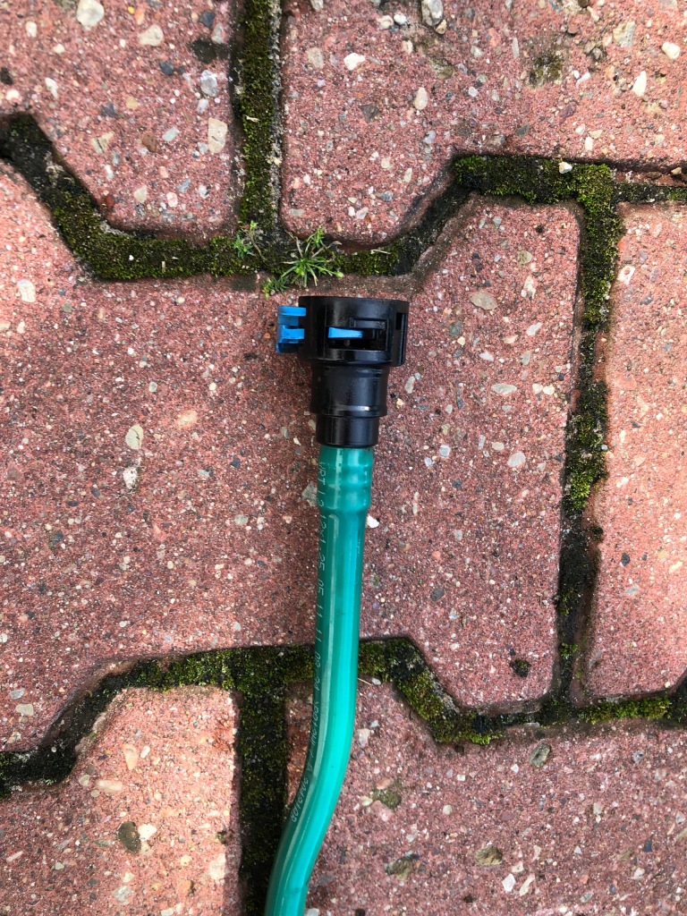 Шланг паливний bmw f12 f13 7210803 Оригінал