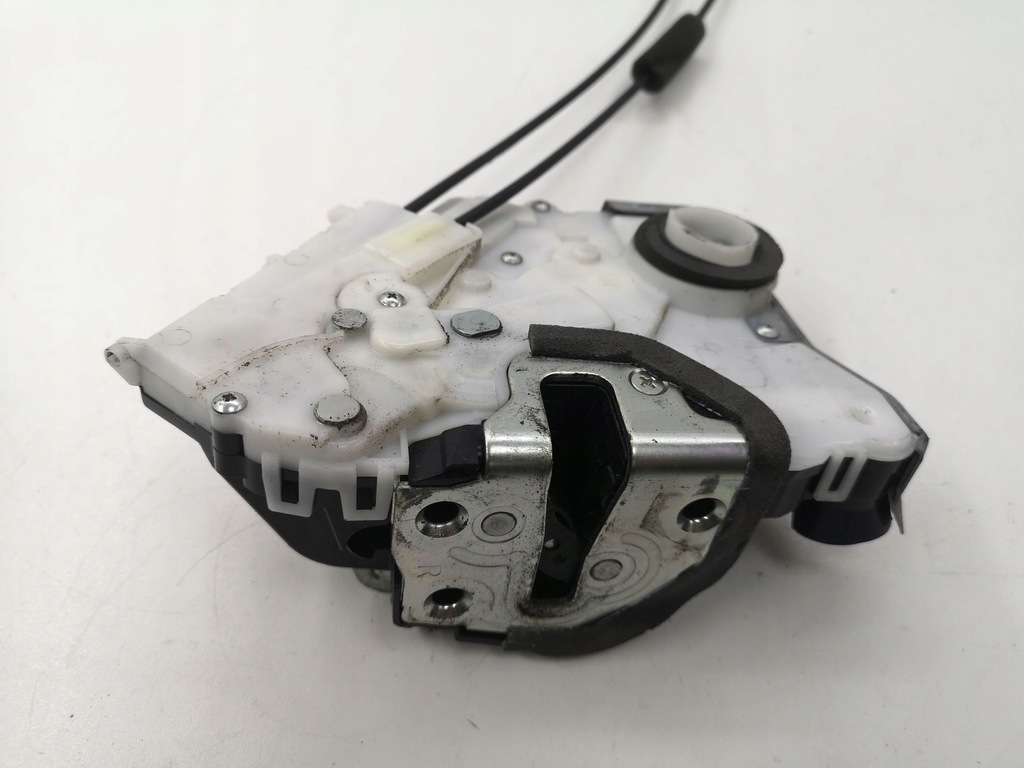 фото №6, Toyota prius xw30 замок дверь передних 2011