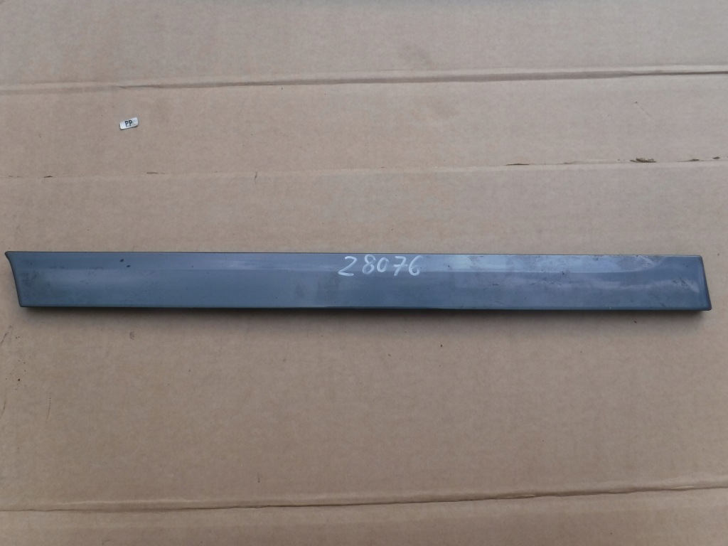 фото №1, Молдинг крила правий задня doł audi a3 8p3853700b