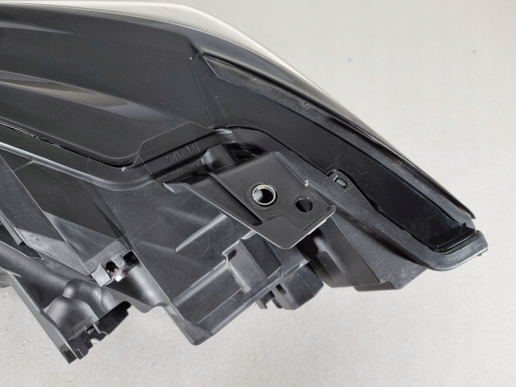 фото №13, Mazda 6 vi gl лампа правая перед фара full led eur - super