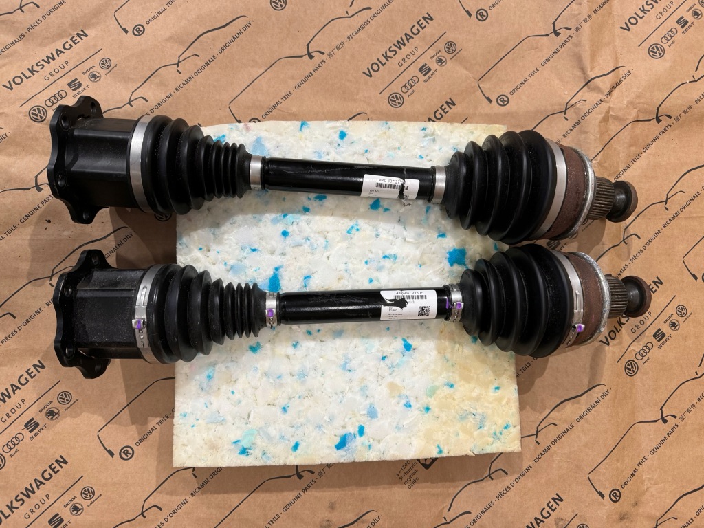 Купити Audi a6 a7 c8 4k0 привідний вал шрус  перед оригінал  ліве правий 4k0407271p 2023 r