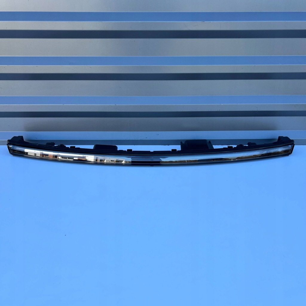 Купити Накладка лампа led решітка перед mercedes eqa w243 243