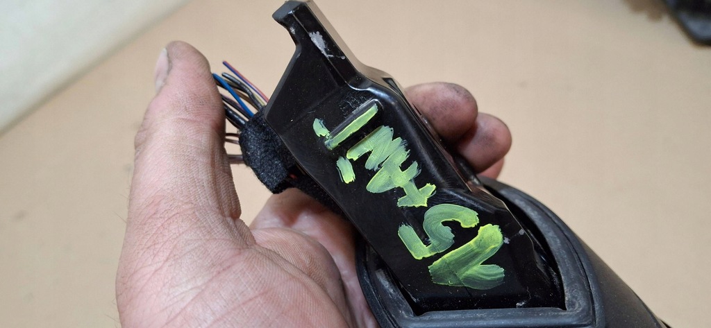 фото №6, Дзеркало зовнішнє праве porsche taycan 9j1 15 pin антена