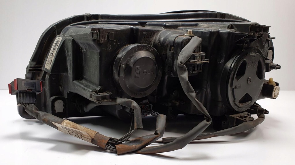 фото №7, Лампа правый перед ксенон volvo xc90 31111191 eu