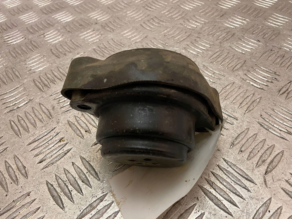 фото №6, Audi a6 allroad c5 2004 кронштейн / кронштейн коробки передач