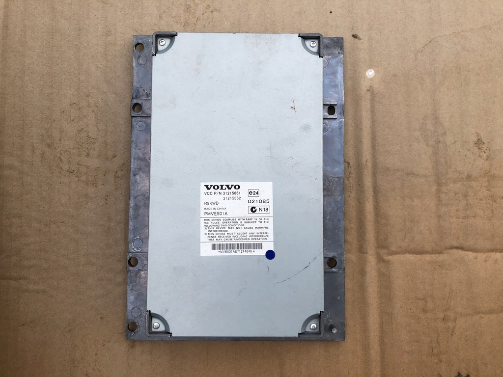 фото №1, Усилитель радио cd volvo s40 v50 31215661 31215662