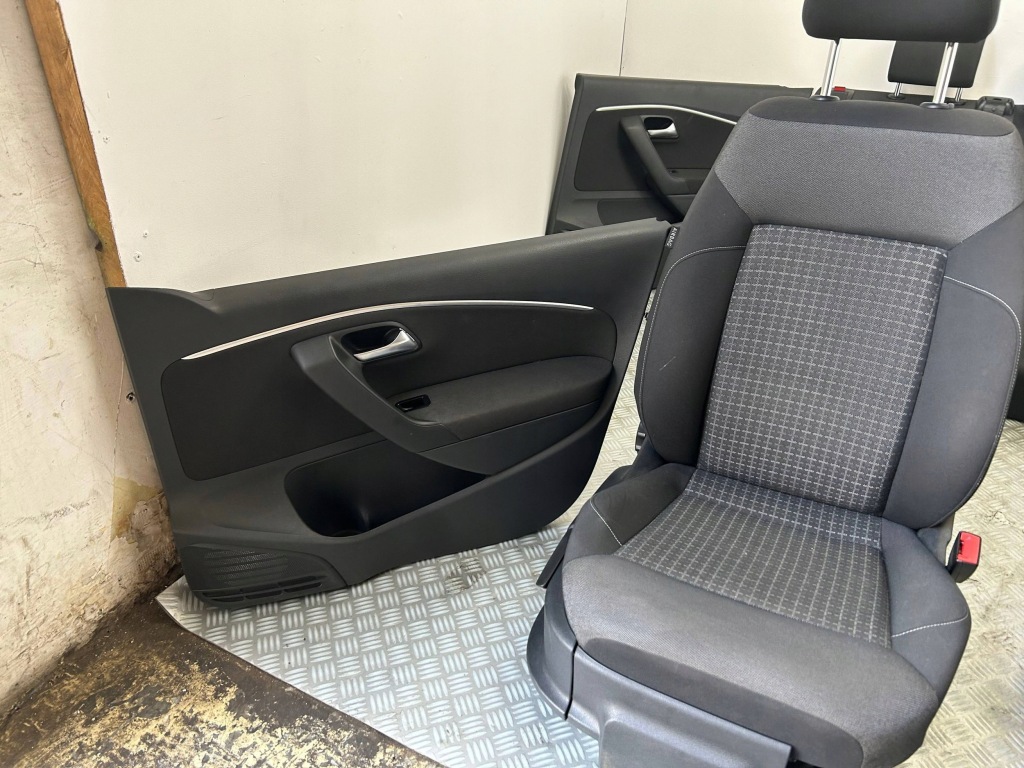 фото №6, Сиденье сиденья заднее сиденье обшивки комплект vw polo v 6r 6c 09-17 5d hb idealne!!