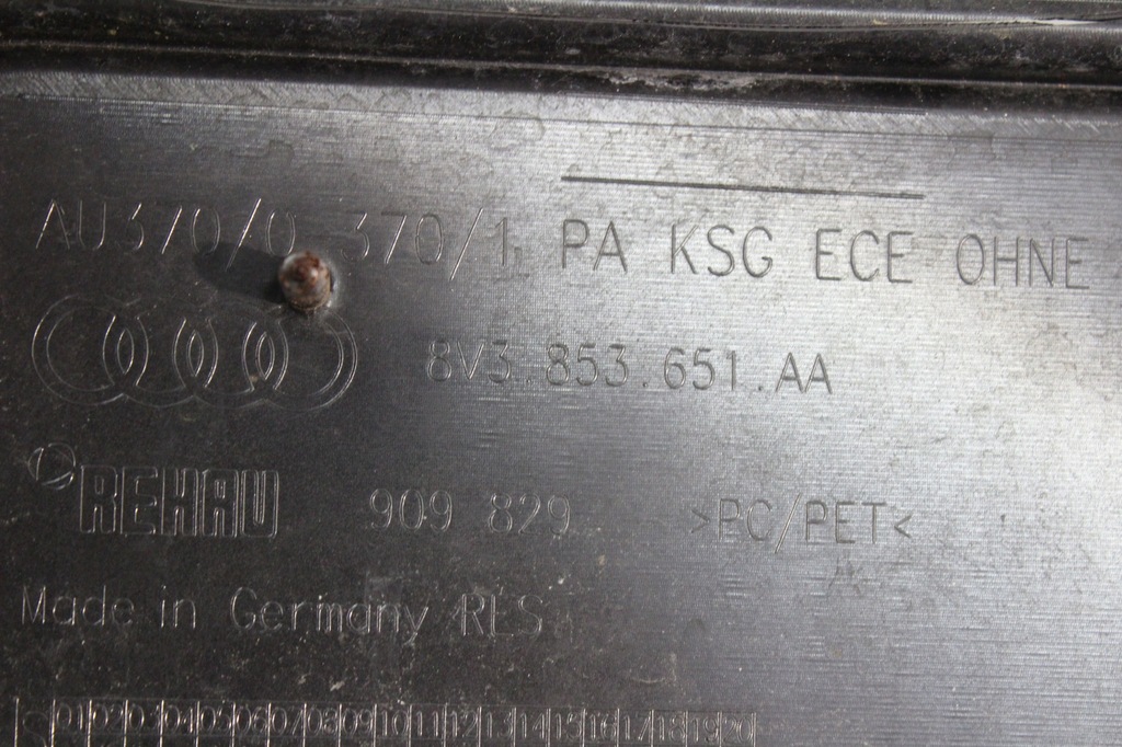 фото №7, Решітка радіатора audi a3 8v lift гарний 8v3853651aa