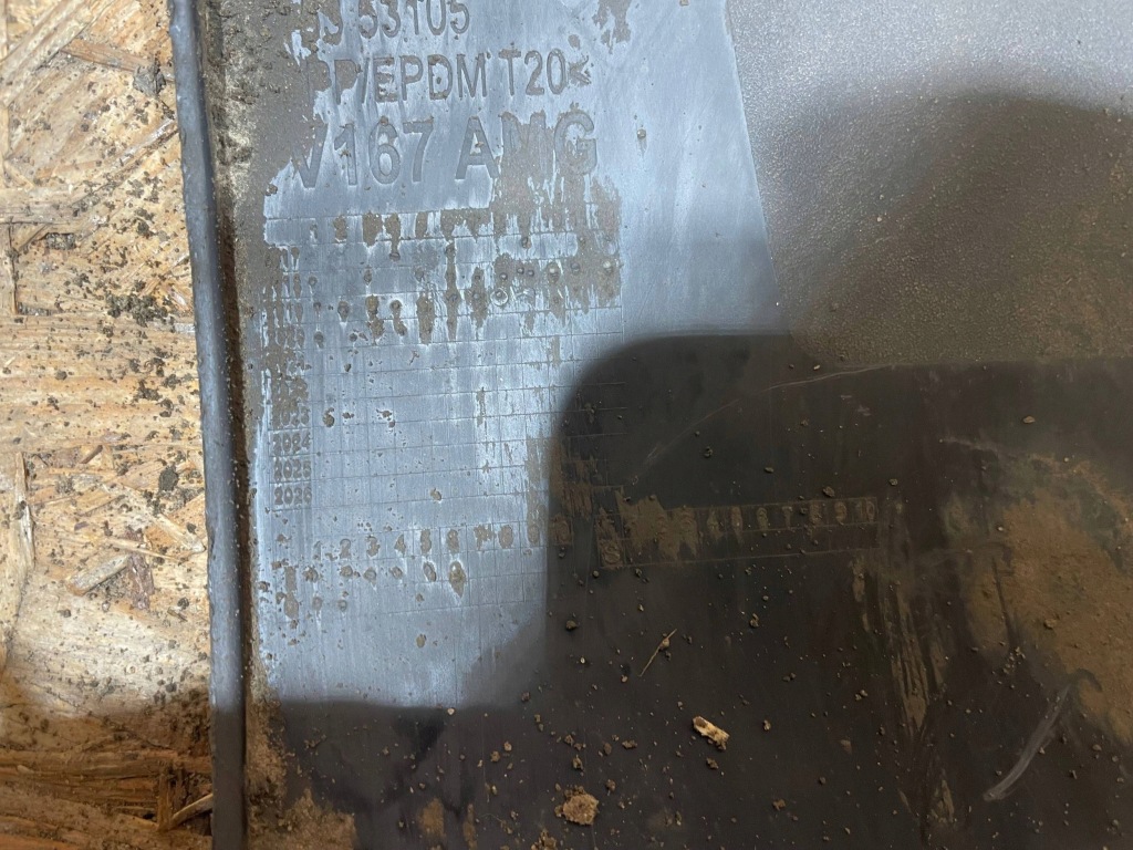 Купить Mercedes gle w167 amg 18- молдинг накладка бампера диффузор правая задний  задняя