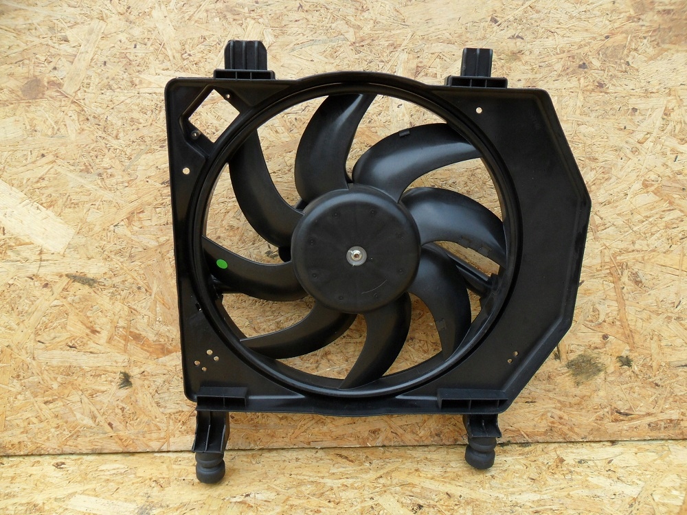 фото №1, Hyundai tucson jt 2004- вентилятор