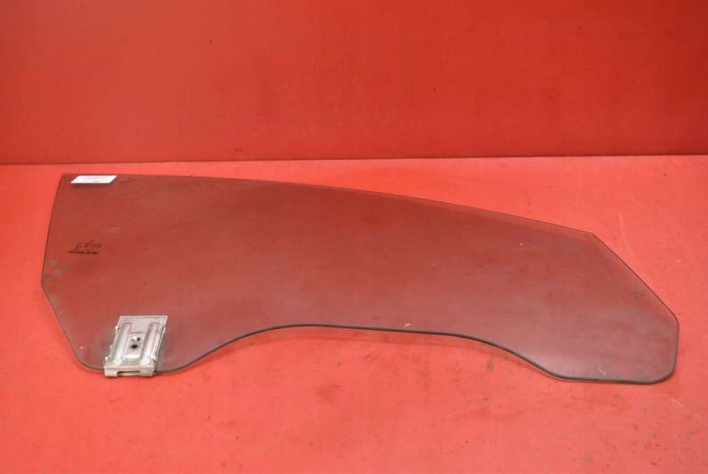 фото №1, Стекло боковая правая перед передняя mercedes cls c219 w219 04-08