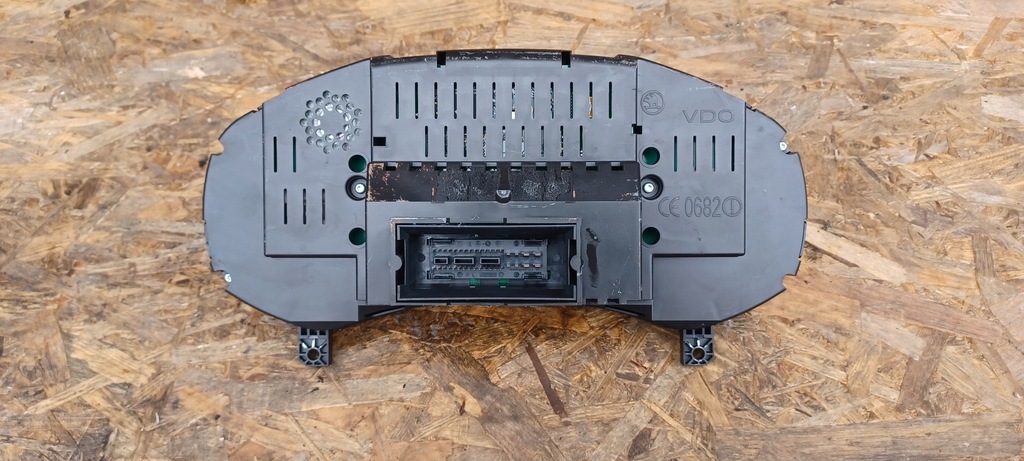 фото №8, Прилади. skoda octavia ii. 1z0920841e