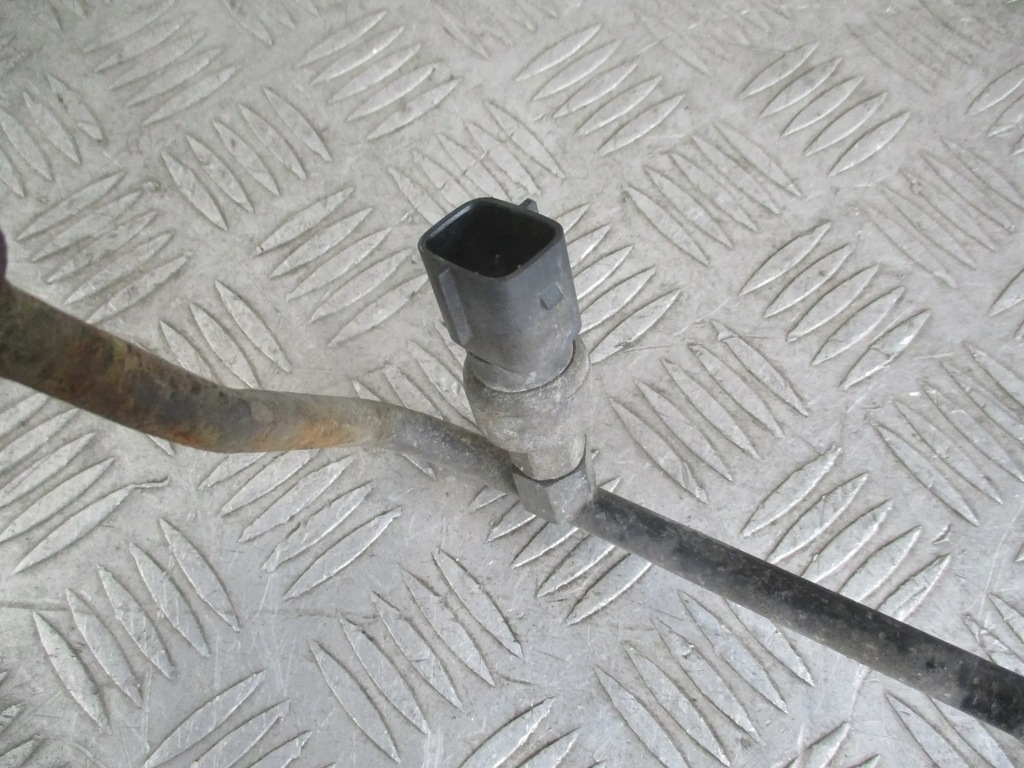 фото №8, Трубка кондиционера volvo v50 i 04-12r. 2.0 d