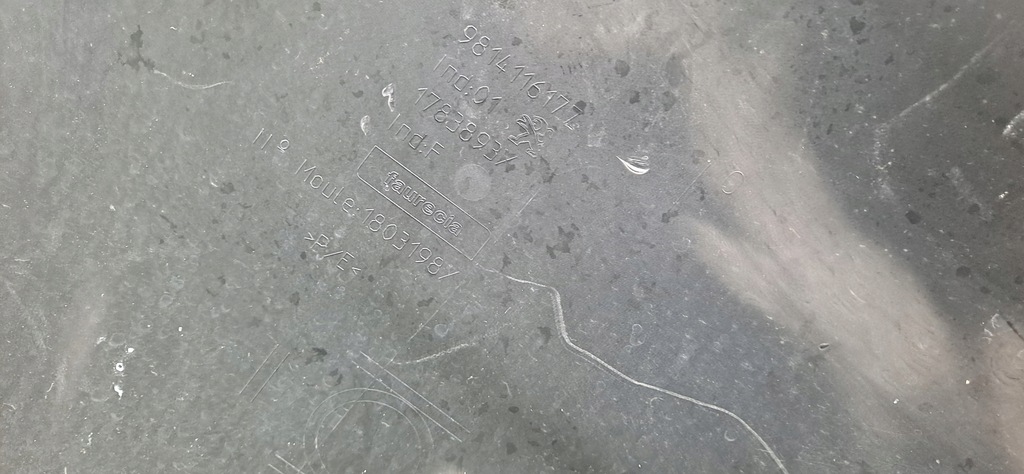 фото №8, Peugeot 2008 lift бампер передний перед + накладки 9814116177