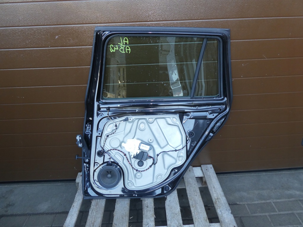 фото №10, Дверь правое задняя skoda octavia ii полный