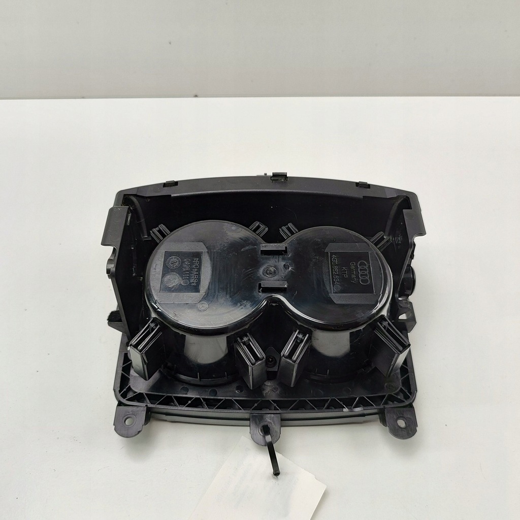 фото №5, Audi rs6 c7 2017 кронштейн na кружка панели приборной панели