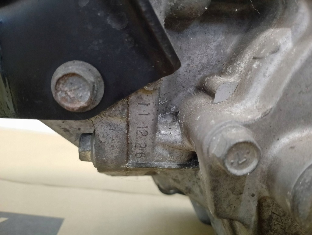 фото №11, Mitsubishi asx i редуктор коробки перед 067038