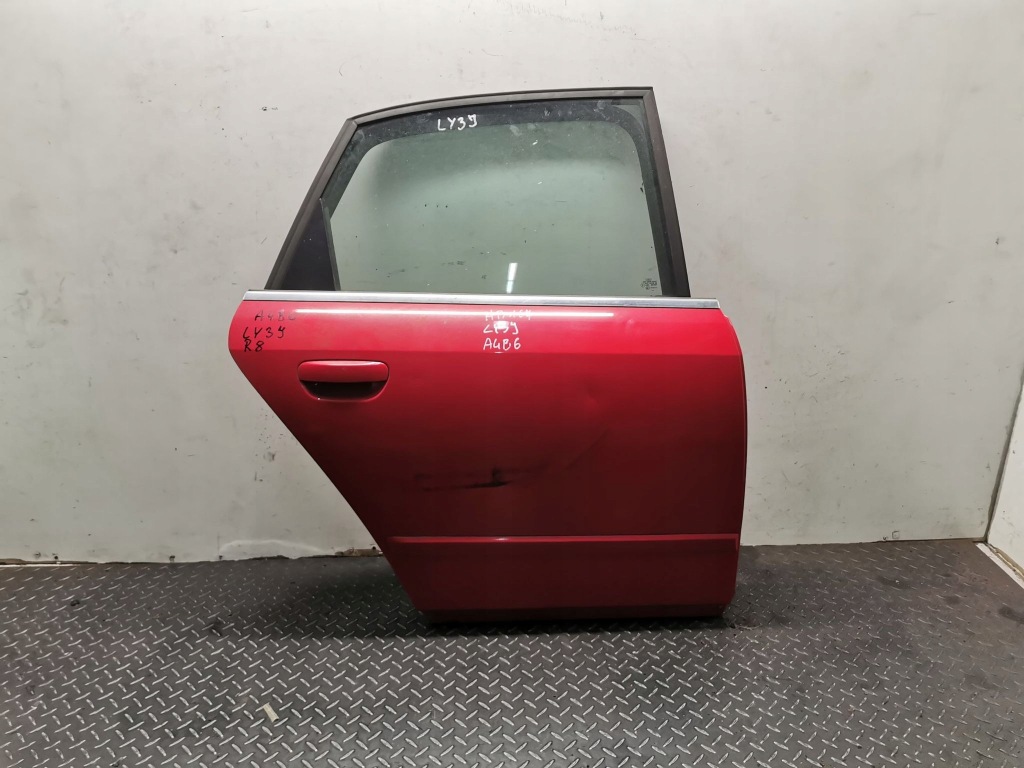 Купить Дверь правый  задняя audi a4b6 код лакокрасочного покрытия ly3j