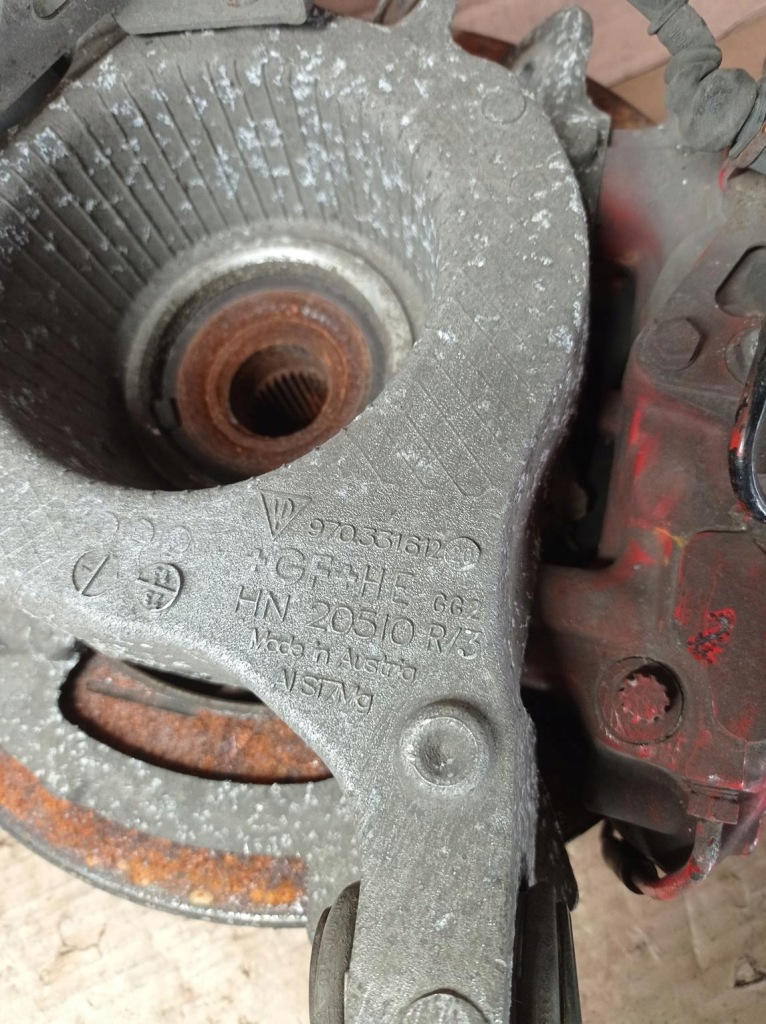 фото №7, Поворотний кулак диск супорт ступиця panamera 970 gts правий задня